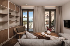 Smart TV, books - Astarte Villas - St.Dionisios Sea View Apartment (Zakinthos)