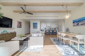 Interior - Beautiful 2-bedroom condo in Beachfront Community (San Jose del Cabo)