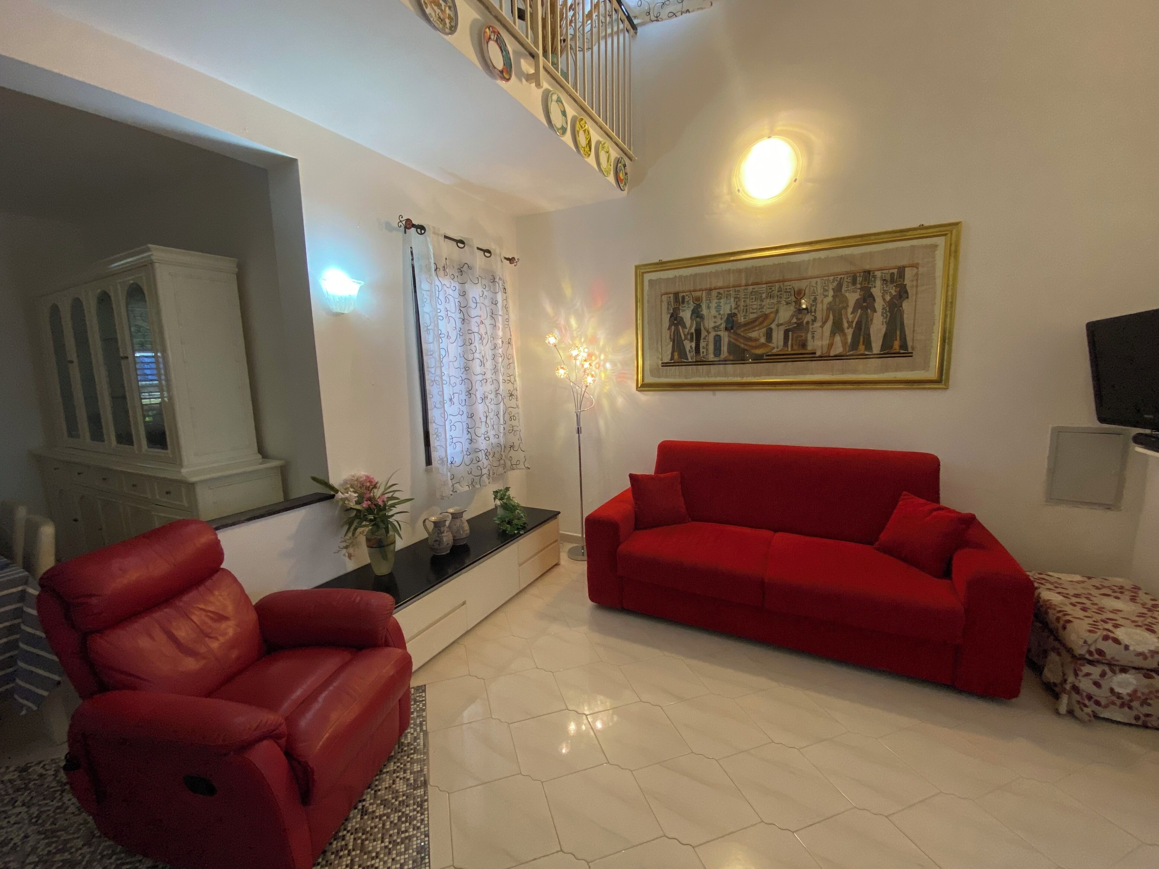 In Un Contesto Signorile Sul Golfo Di Mazzaforno/cefalù Si Trova Villa Azzurra - Cefalù