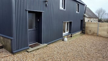 Cottage | Exterior detail