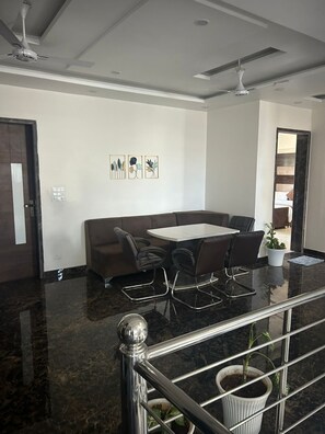 Dining - Saalak Farm Stay  (Dehradun)