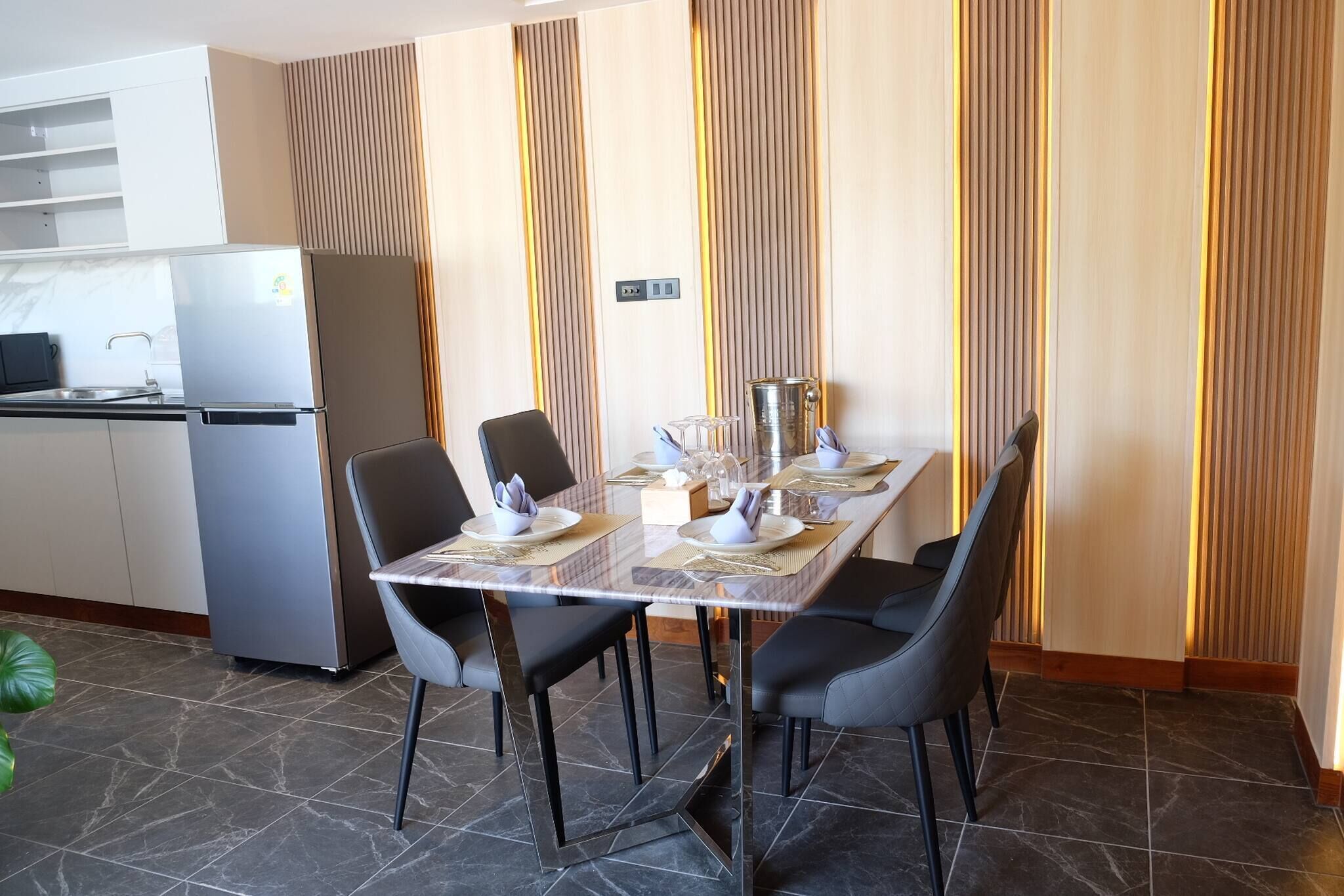 Apartment, 2 Bedrooms, Accessible, Private Pool | Dining