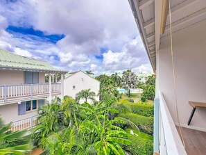 Property grounds - Blue Haven – Quiet Retreat, Pools & Beach 5-Min Walk (Anse Marcel)