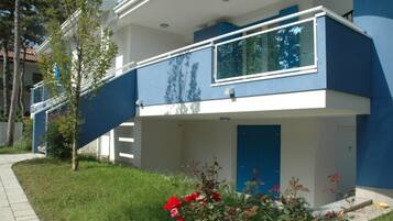 Villa, 4 chambres, balcon, vue jardin | Extérieur