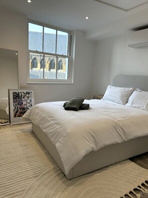 Wifi gratis y ropa de cama 