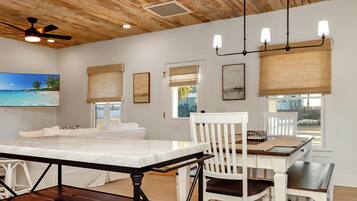 House, Multiple Beds (My Time) | Dining