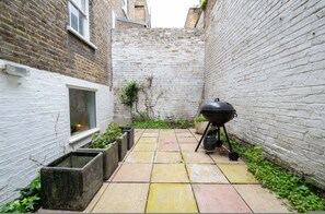 Terrace/patio - Chelsea 1-bed flat with patio (Greater London)