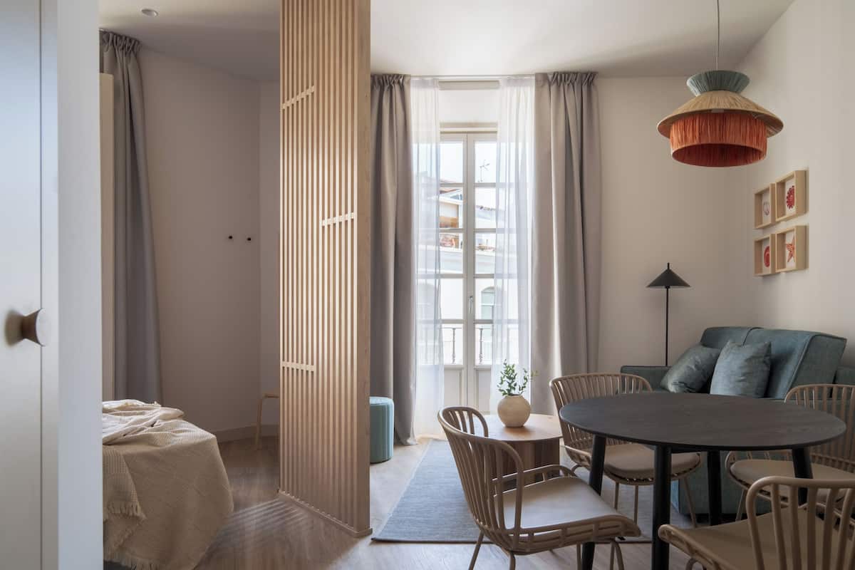 Familienstudio, Stadtblick | Wohnbereich
