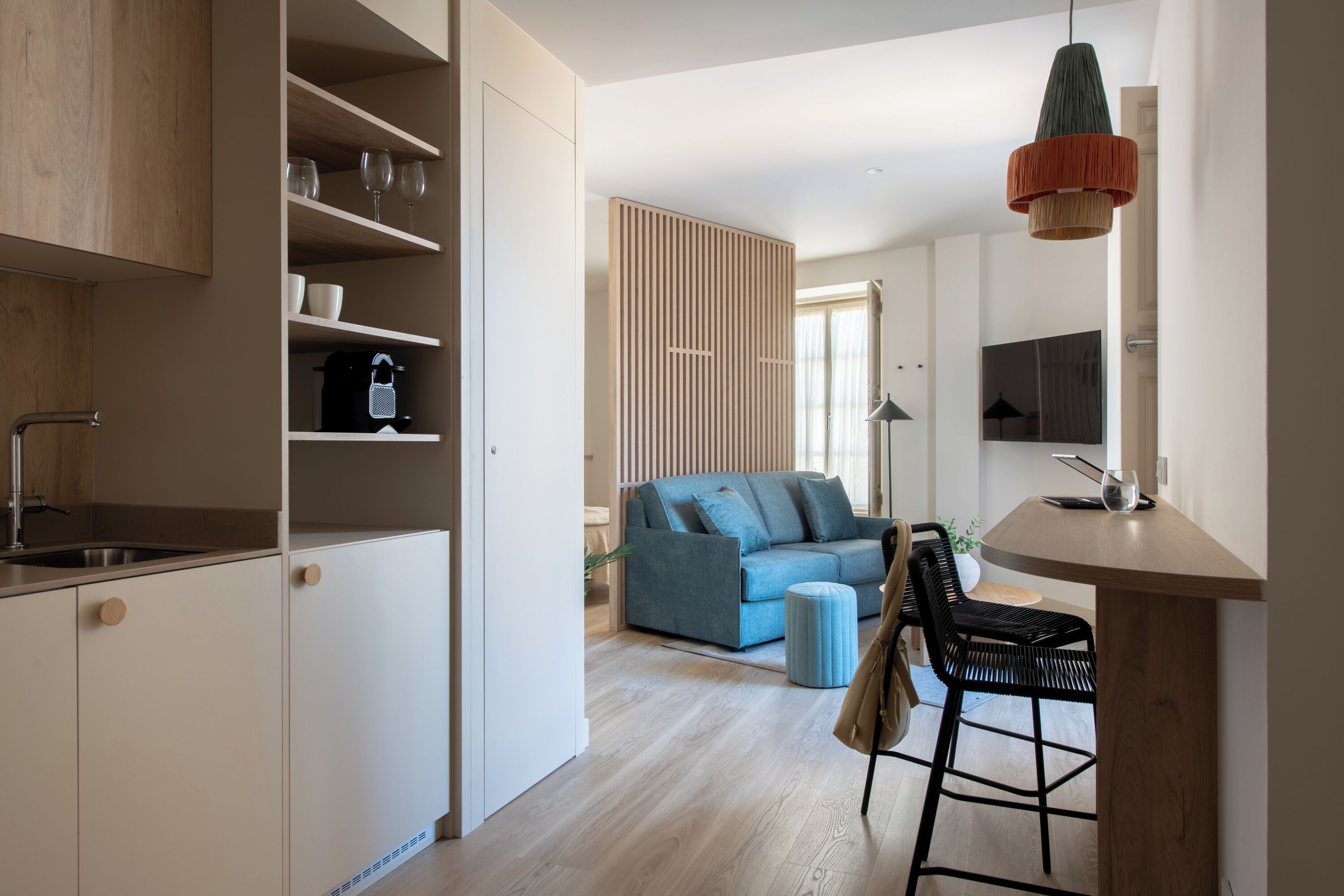 Studiolejlighed | Privat køkken | Køleskab, mikrobølgeovn, ovn, kogeplade