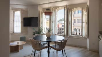 Departamento, 2 habitaciones | Área de sala de estar