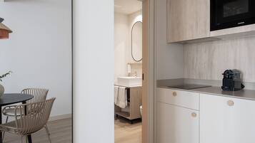 Apartment, 1 Bedroom | Private kitchen