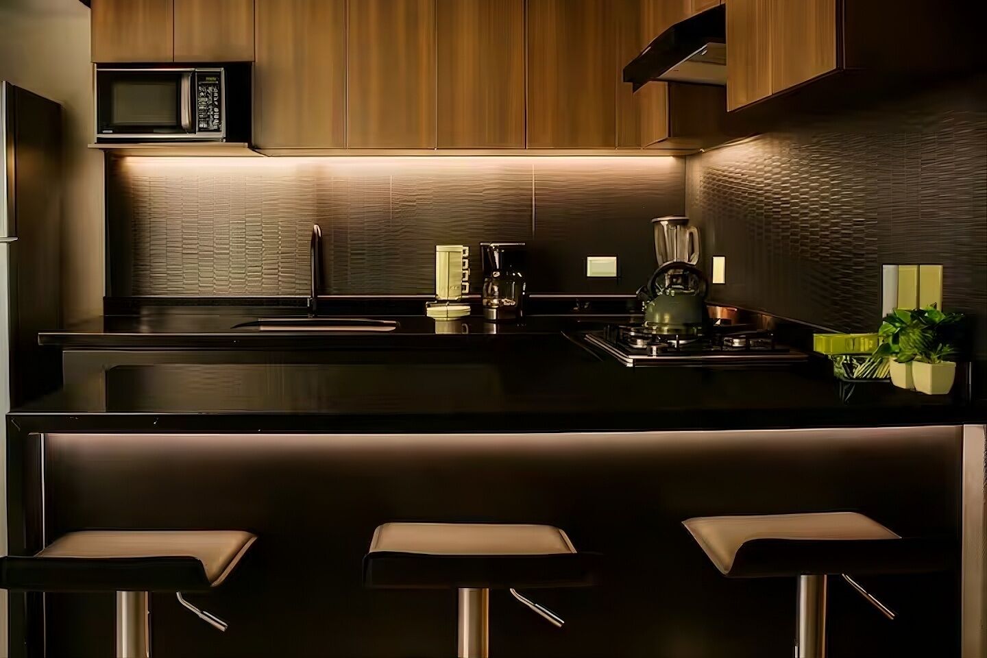 Micro-ondes, tables à manger