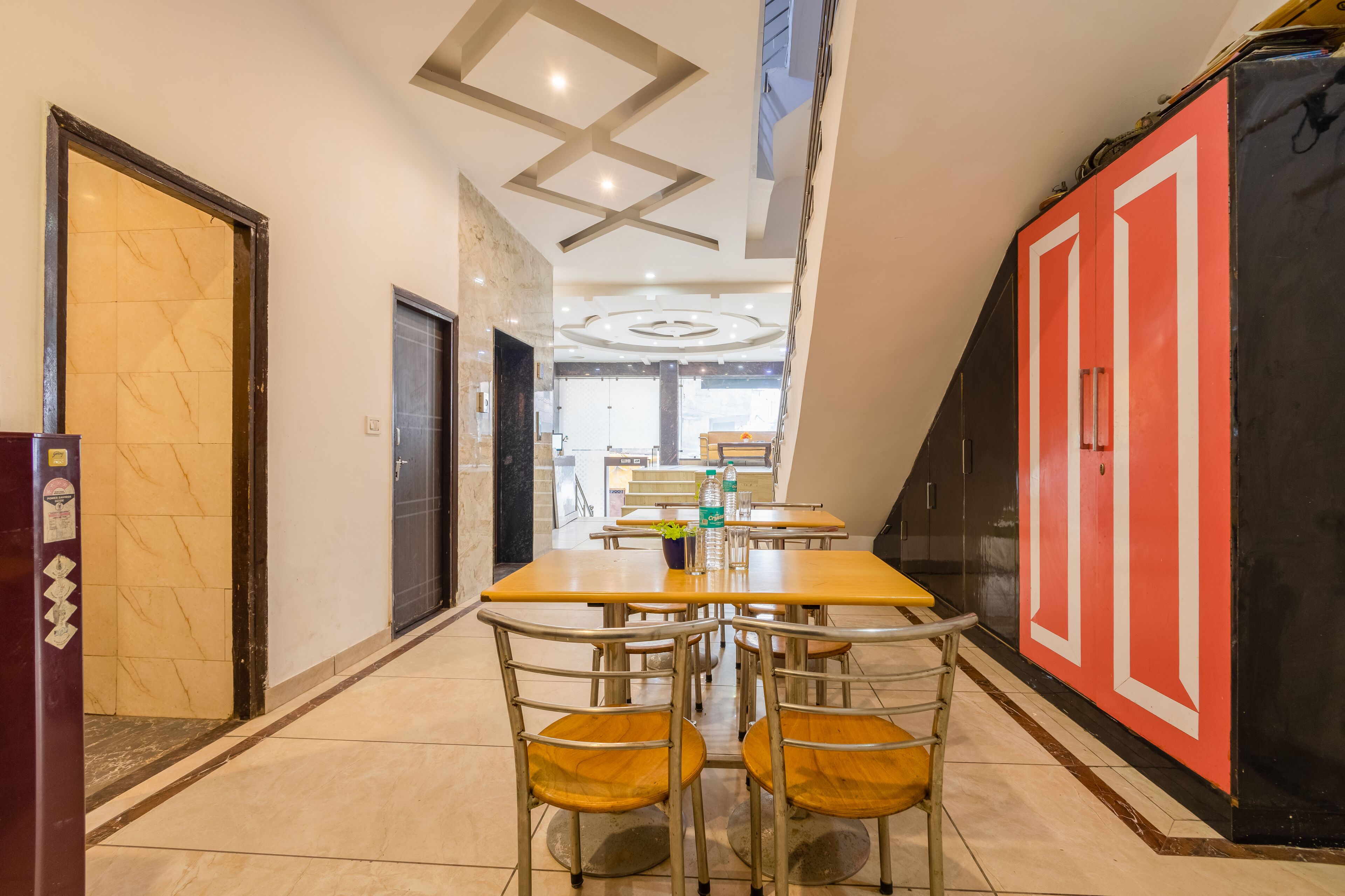 Deluxe Double Room, City View | Dining