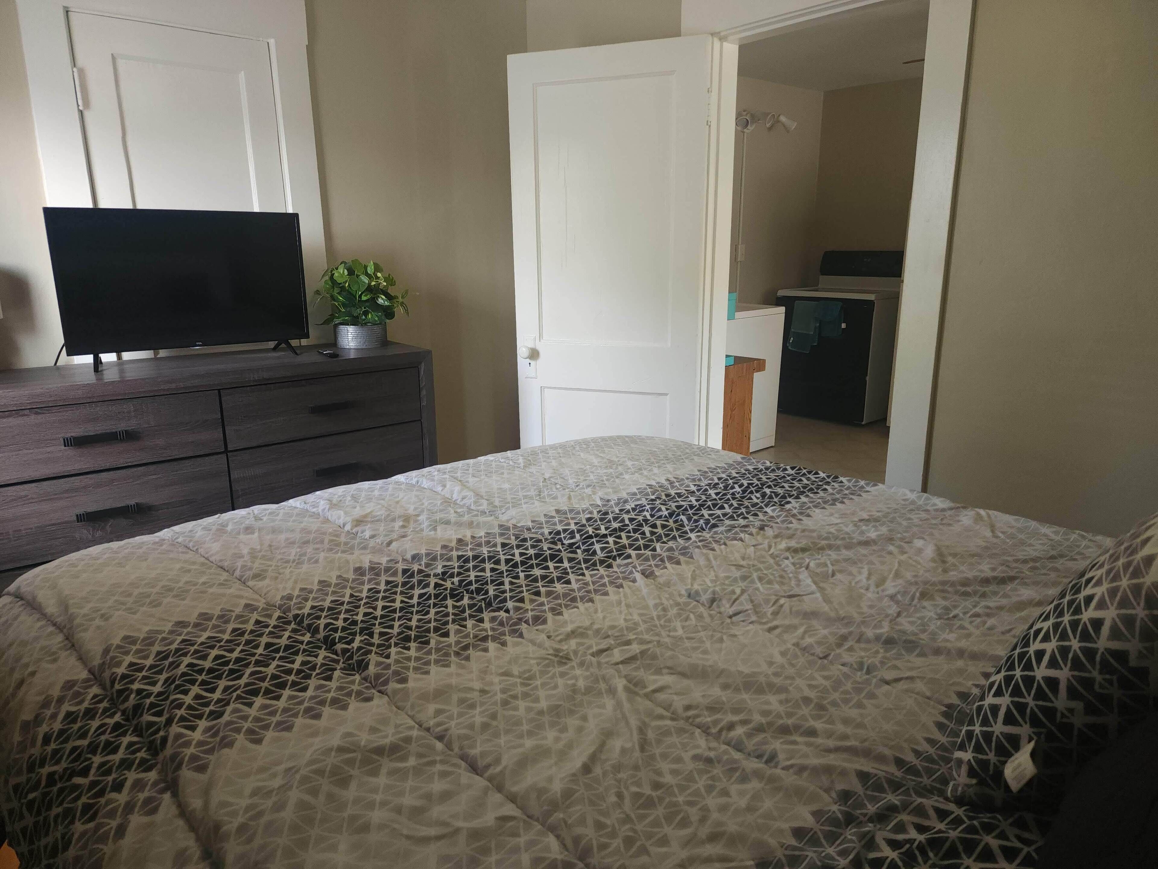 2 soverom, strykejern/-brett, wi-fi (inkludert) og sengetøy