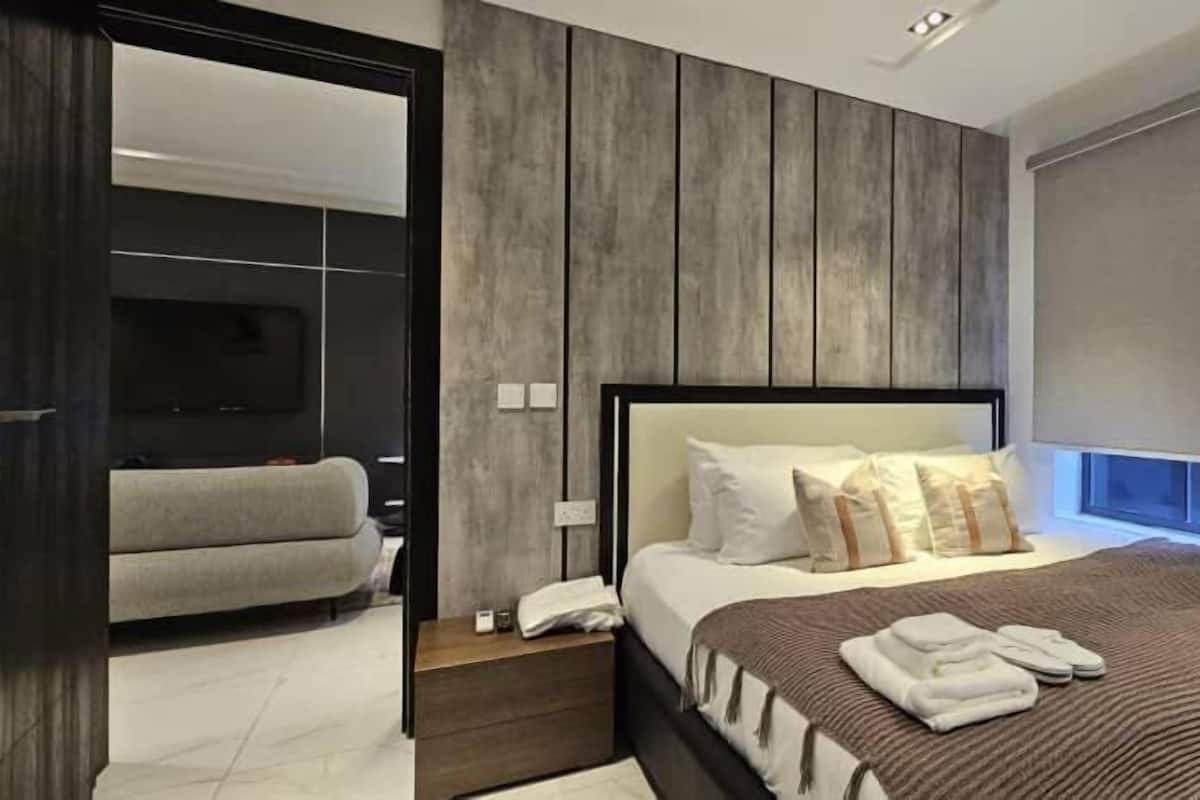 Lejlighed | Mørklægningsgardiner, lydisolering, strygejern/strygebræt, gratis Wi-Fi