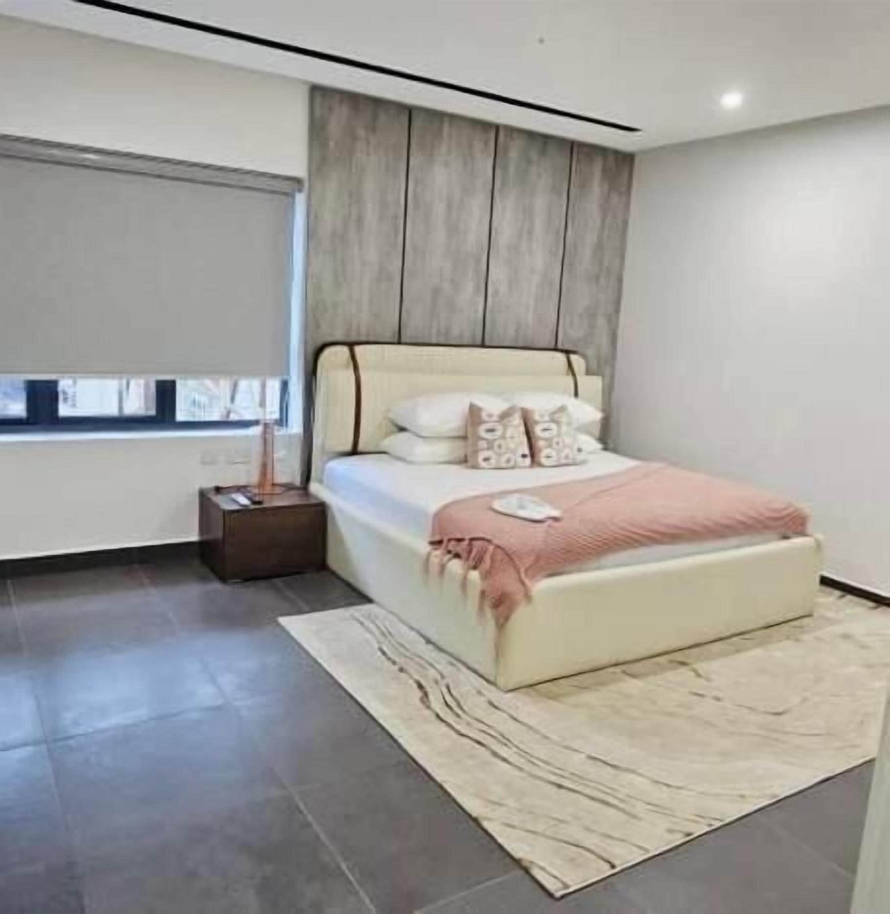 Lejlighed | Mørklægningsgardiner, lydisolering, strygejern/strygebræt, gratis Wi-Fi