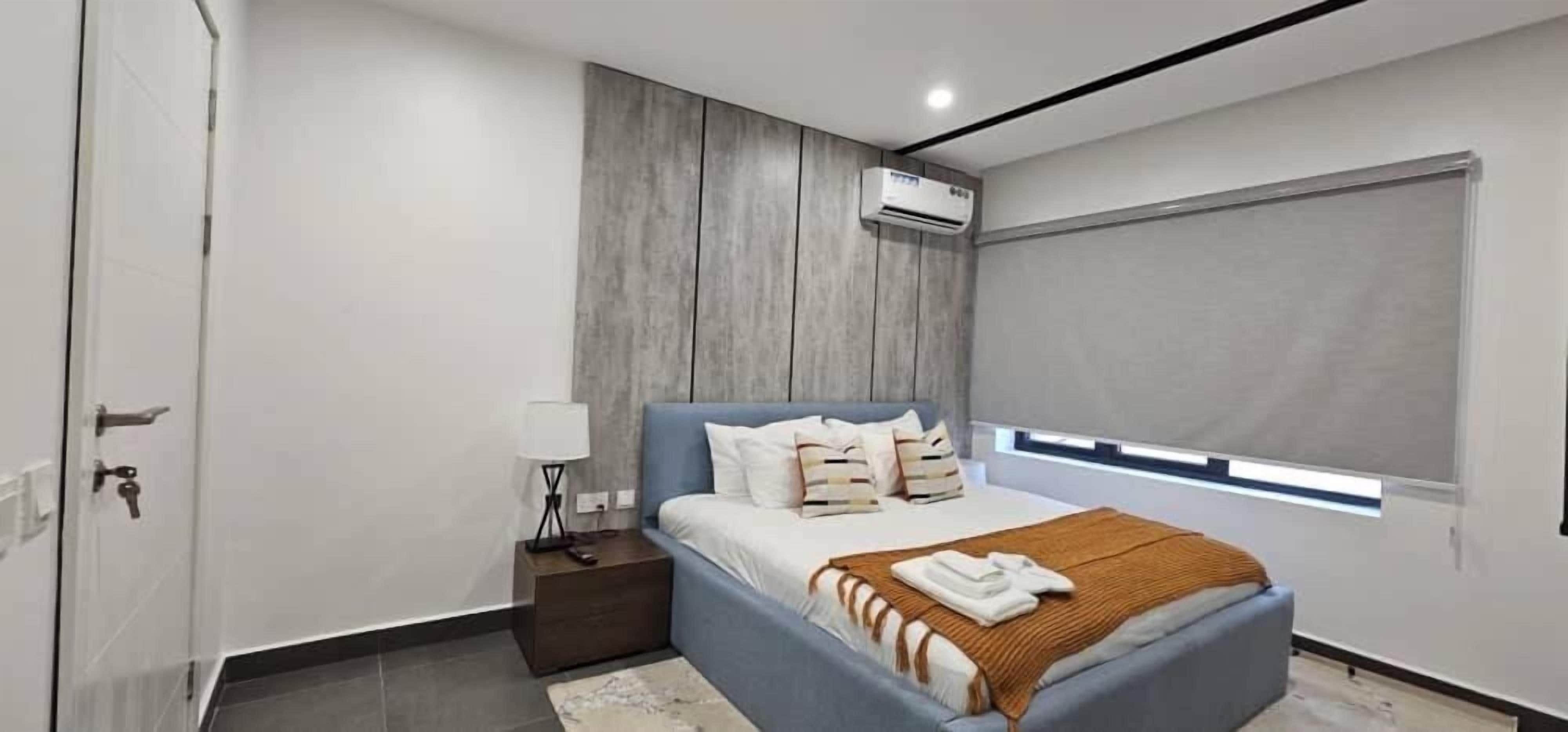 Apartemen, balkon | Tirai kedap cahaya, kedap suara, setrika/meja setrika, dan Wi-Fi gratis