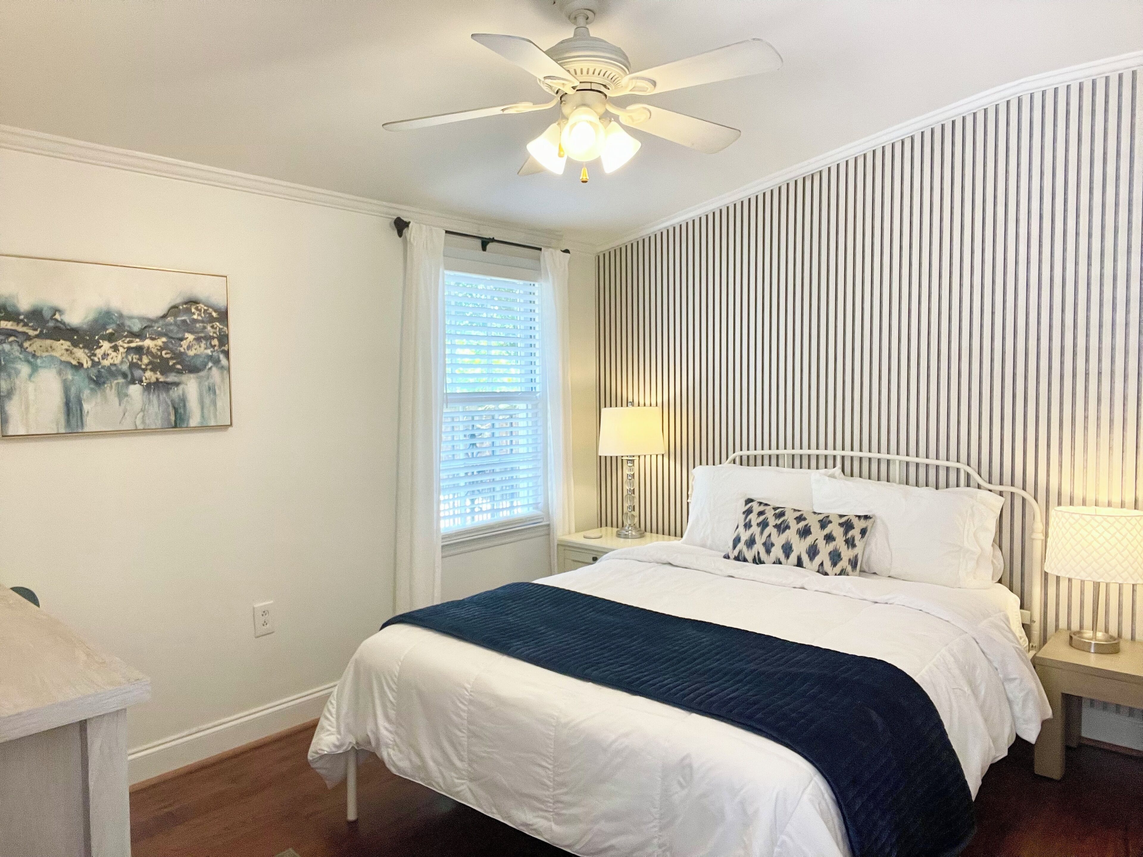 2 bedrooms, desk, iron/ironing board, free WiFi