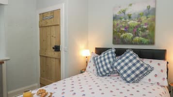 1 bedroom, individually decorated, individually furnished, free WiFi