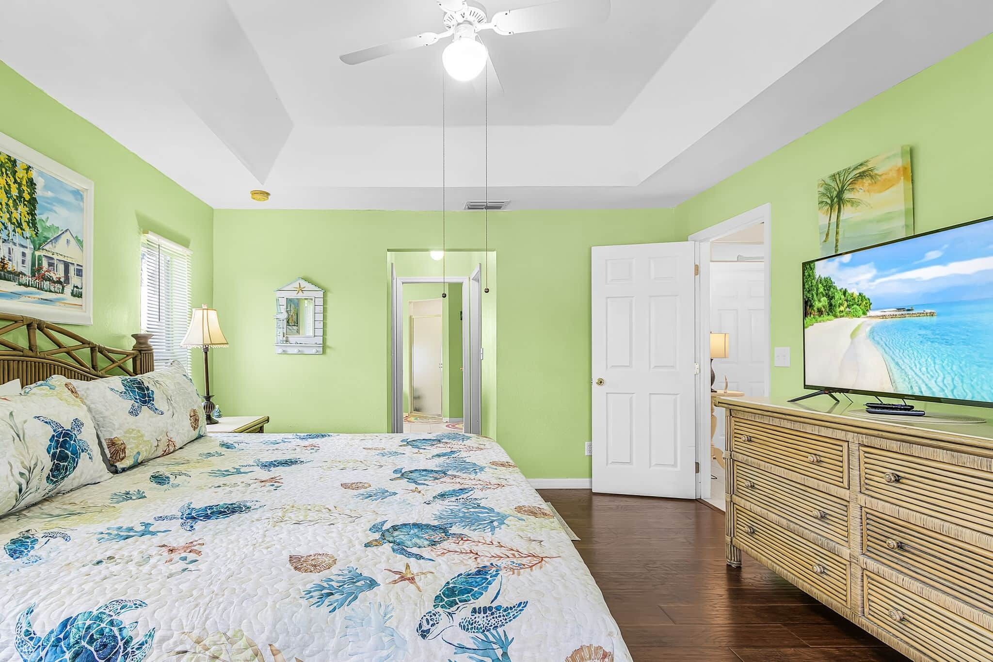 4 bedrooms, WiFi (free), bed sheets