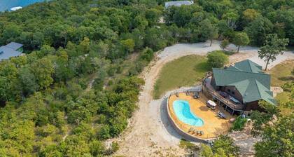 3BR Lakeview Lodge | Hot Tub & Game Room
