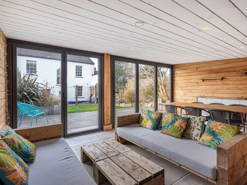 Stylish comfort for families and groups just minutes from North Devon beaches.