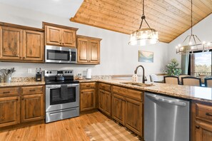 Fridge, microwave, oven, stovetop - 3BR Lake Retreat | Hot Tub, Slip & Media Room (Branson)
