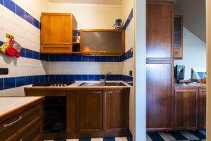 Apartemen, 3 kamar tidur, balkon, pemandangan kebun | Interior