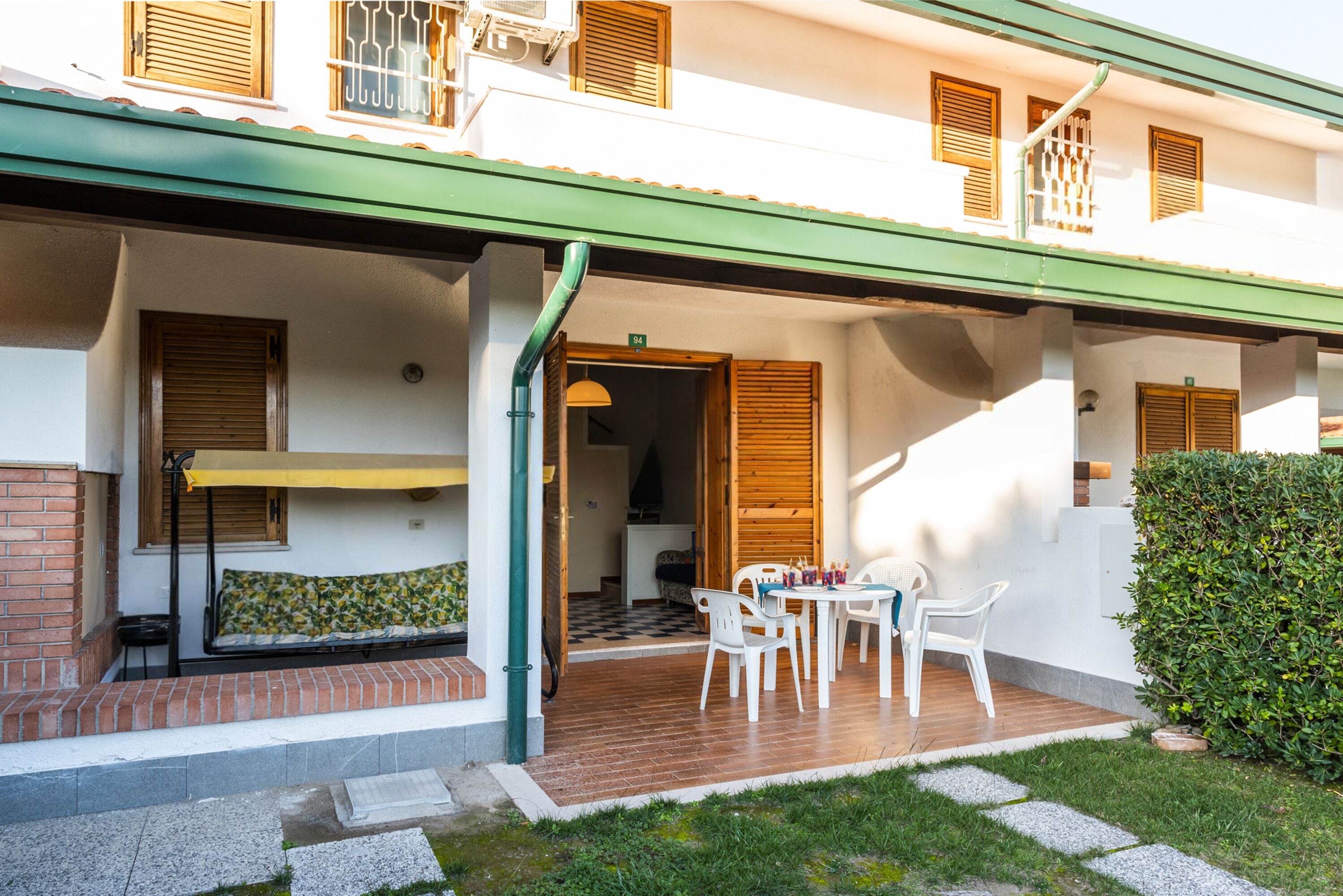 Apartment, 3 Bedrooms, Balcony, Garden View | Outdoor dining
