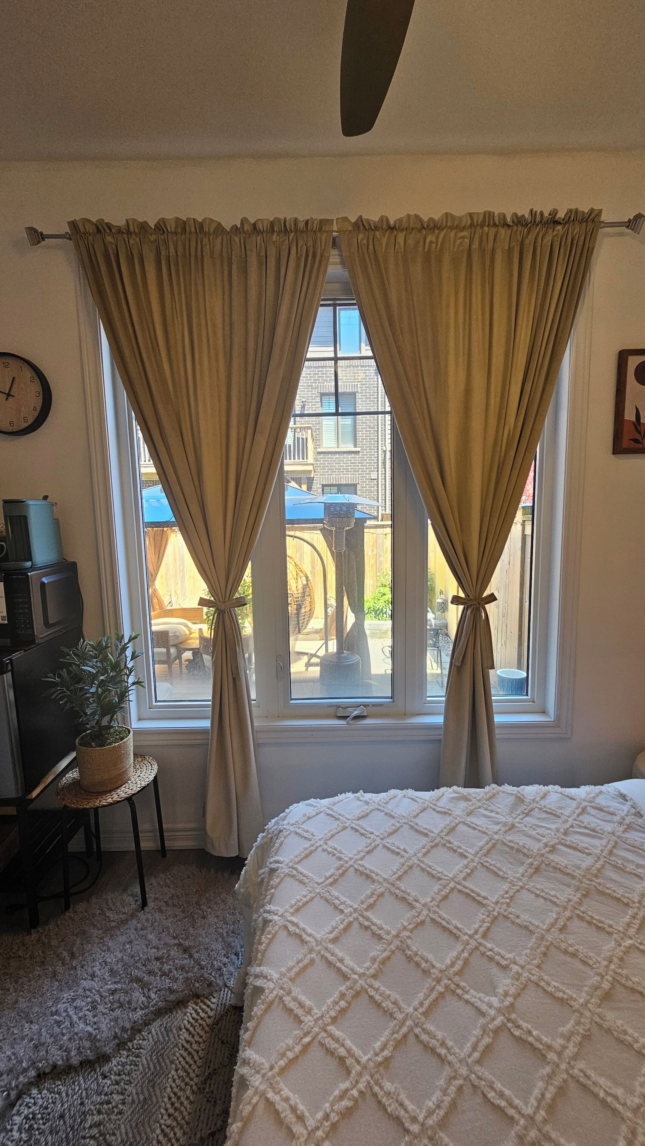 1 slaapkamer, een strijkplank/strijkijzer, gratis wifi, beddengoed