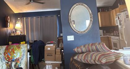 West Omaha 3-bedroom house in quiet neighborhood, close to W Dodge Rd.