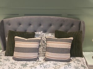 1 habitación, escritorio, wifi gratis y ropa de cama 