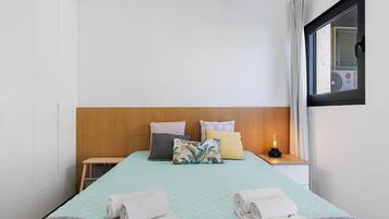 1 quarto, ferros/tĂĄbuas de passar roupa, Wi-Fi, roupa de cama