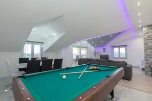 Games room - Family Villa Jelena for 12 + 2 guests with pool (Cista Provo)