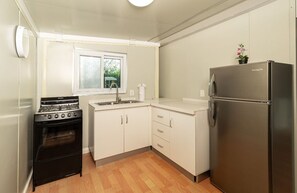 Standard-talo, lemmikit sallittu, vuoristonäköala | Yksityinen keittiö | Uuni, liesi