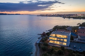 Exterior - Beachfront Villa Fresca (F3) Luxury Apartment 4+1 (Bibinje)