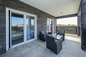 Terrace/patio - Villa Freya with heated swimming pool, Murvica (Zadar)