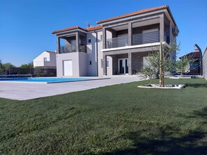 Exterior - Villa Freya with heated swimming pool, Murvica (Zadar)
