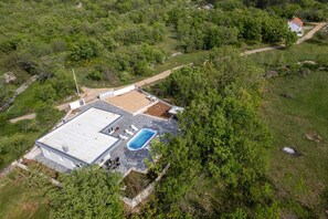 Exterior - Villa Nadalina with swimming pool (Lovreć)