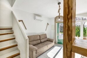 Fernseher, Tischtennisplatte