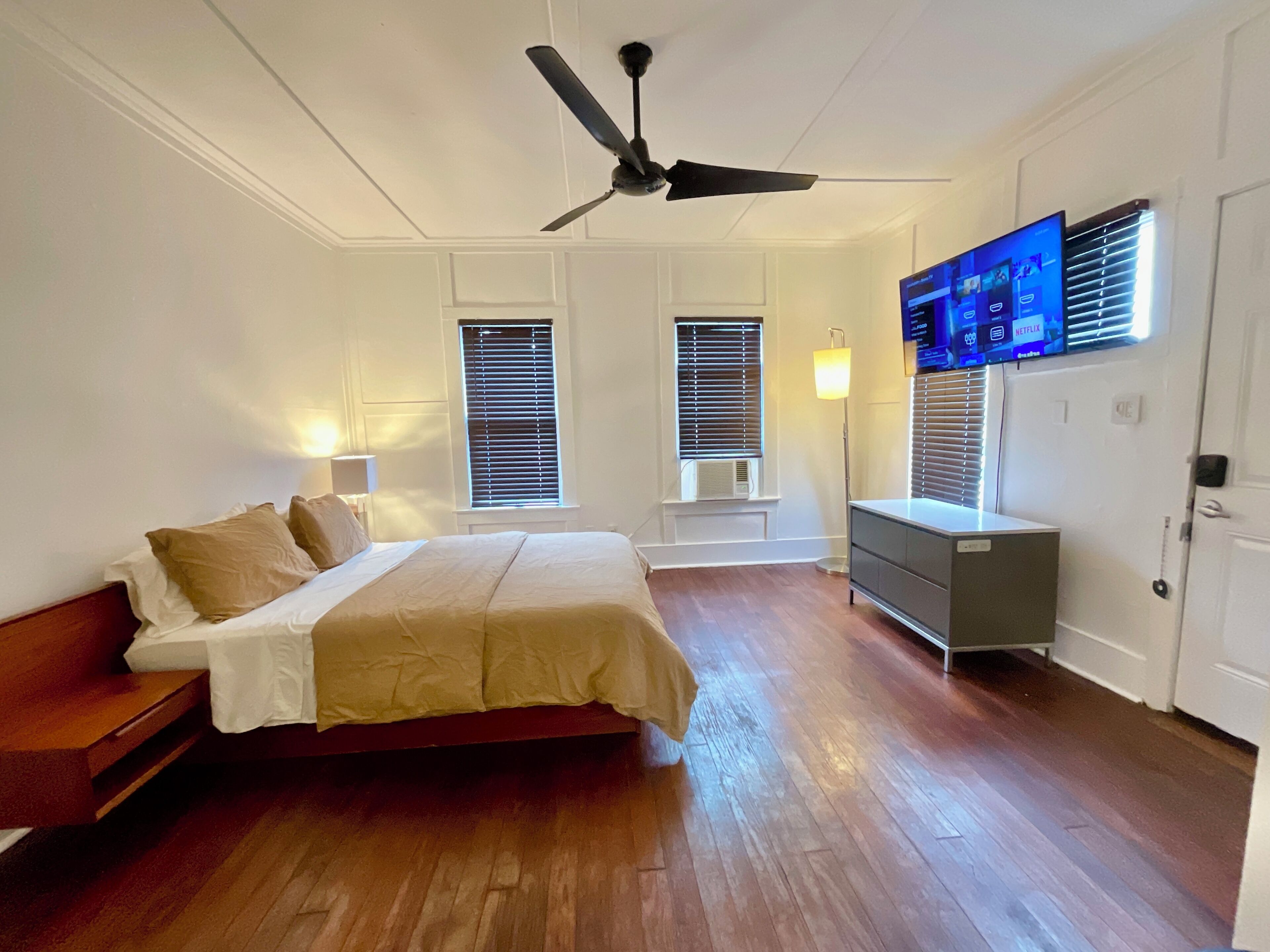 Comfort Studio, 1 Queen Bed, Non Smoking, Kitchen | Individually decorated, individually furnished, laptop workspace