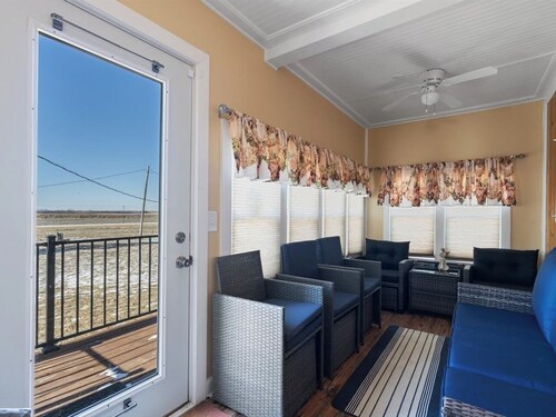 Pet-friendly Historic 4BR Home in Illinois