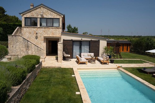 Luxury Villa Biograd with heated pool
