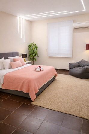 2 bedrooms, iron/ironing board, WiFi, bed sheets - Private Garden Lovely 2-bedroom apartment with AC in El Sheikh Zayed City (El Sheikh Zayed City)