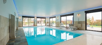 La Perle Bleue – Spacious 3-Bedroom Apartment with Private Pool near Strasbourg