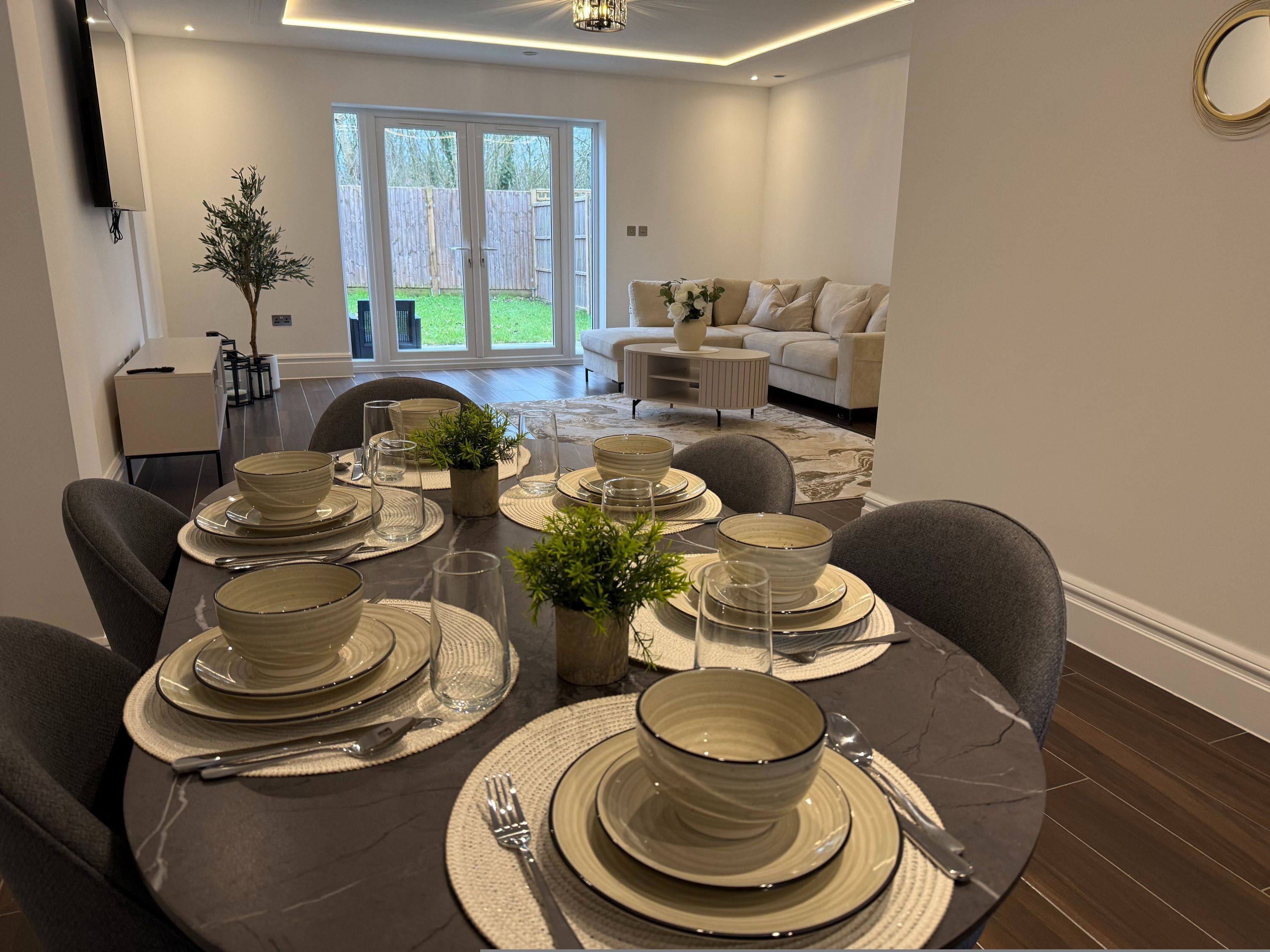 Nhà | 5 phòng ngủ 