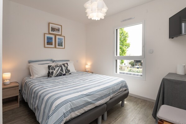 1 bedroom, WiFi, bed sheets