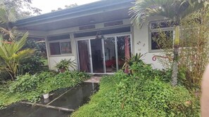 Comfort Apartment, Patio, Mountain View | Exterior detail - Yayaz Nature Lodge (San Isidro de Grecia)