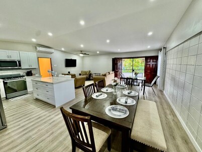 3-bedroom and 2 bathroom house in pleasant and safe Victoria Gardens with AC