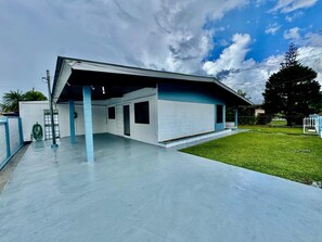 Exterior - 3-bedroom and 2 bathroom house in pleasant and safe Victoria Gardens with AC (Diego Martin Regional Corporation)